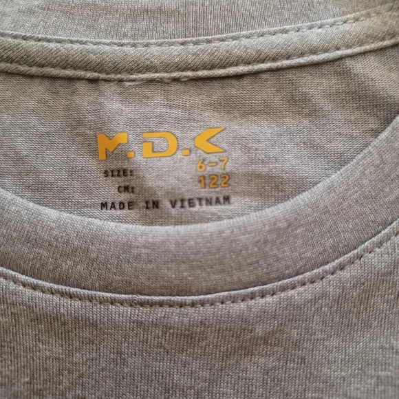 New Boy's Todler Space T-Shirt- Size 6-7 - Picture 6 of 7